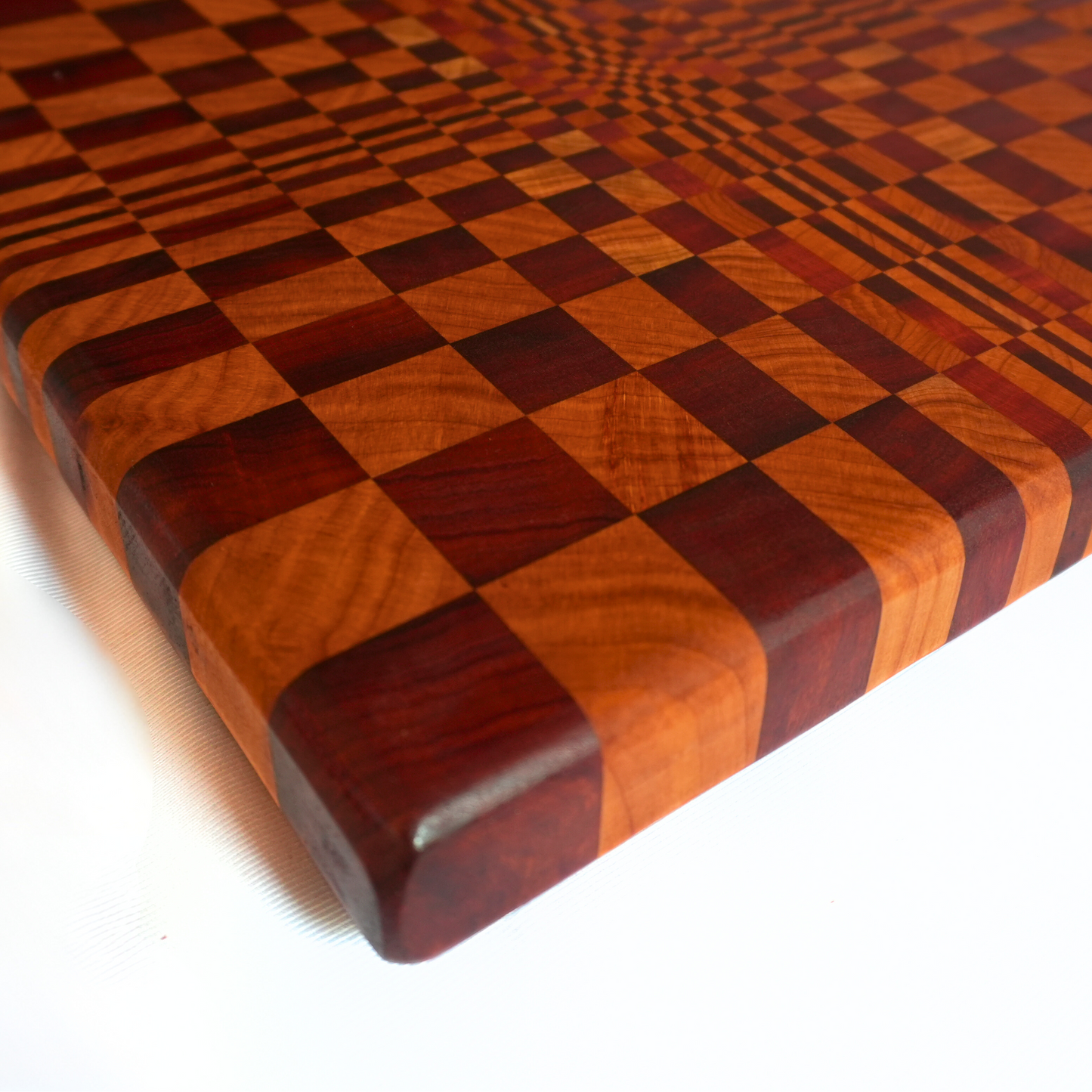 Optical Illusion End Grain Cutting Board